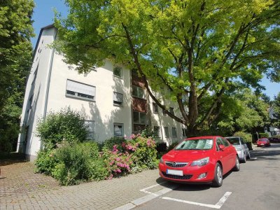 Frisch renovierte 4-Zimmer-Wohnung im Erdgeschoss mit Terrasse und Garage in Friedberg