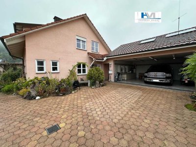 LUXURIÖSES EINFAMILIENHAUS MIT EINZIGARTIGEN EXTRAS