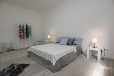 Kernsanierte moderne 3,5-Zimmer-Wohnung in zentraler Lage mit Aufzug, Keller & Dachspeicher (Kopie)