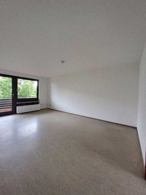 Attraktive Wohnung mit Loggia // 3.OG rechts