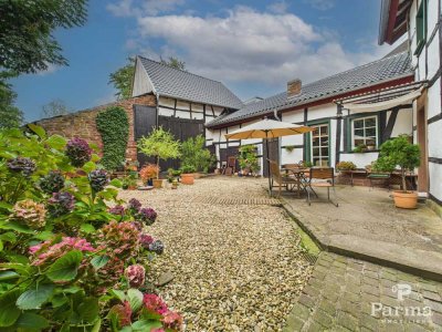 Denkmalgeschütztes Reihenmittelhaus in historischer Umgebung von Nideggen