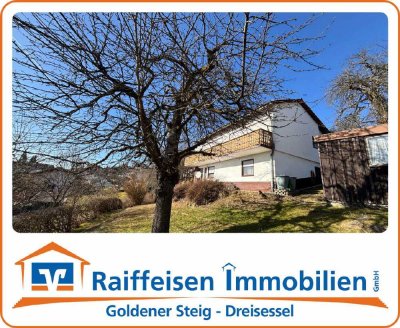 Freistehendes Einfamilienhaus in ruhiger, sonniger Aussichtslage - N. Grafenau
