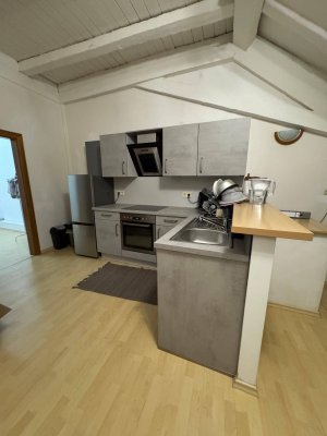 Charmante DG-Wohnung (~53m² Grundfläche) – Nachmieter gesucht!
