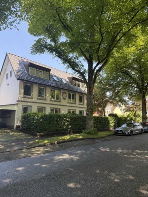 Zuhause mit zwei Zimmern in Hamburg-Fuhlsbüttel