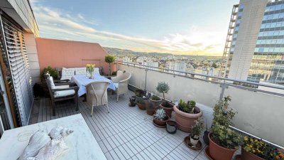 Geschmackvolle, vollständig renovierte 2,5-Zimmer Penthouse Wohnung im Herzen Leonbergs