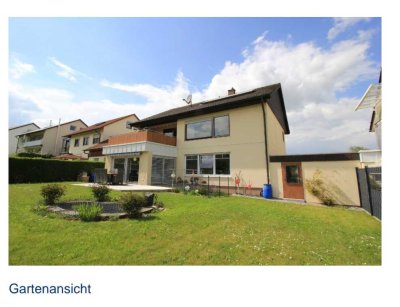 Helle 3-Zimmer Wohnung mit Balkon und Garten in Eschenbach