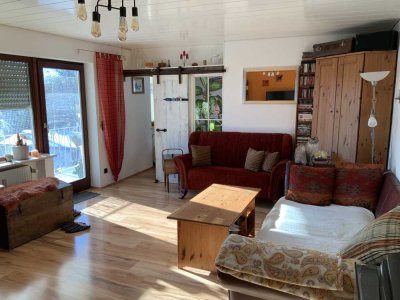 Exklusive, gepflegte 4-Zimmer-Wohnung mit Balkon und EBK in Kirchseeon