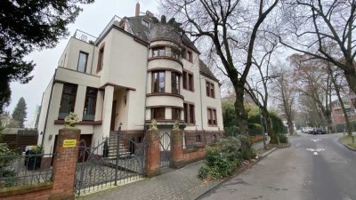 Repräsentative Altbauwohnung in Gründerzeitvilla – 177 m², Stuck, Balkon & Toplage Wiesbaden