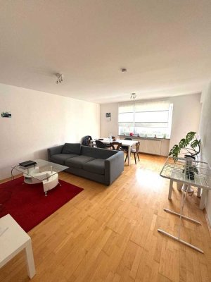� Preis-Leistungs-Knaller! 4-Zimmer-Wohnung mit Balkon & zusätzl. Raum �