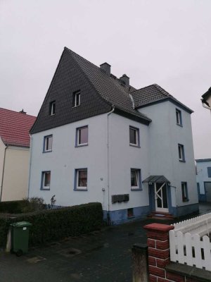 Schöne 3-Raumwohnung in zentraler Lage mit EBK