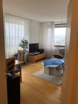 Helle 2-Zimmer-Wohnung im 10. OG mit Balkon in Immenstaad      d  am Bodensee am Bodensee