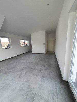 2,5-Zimmer-Wohnung mit Dachterrasse!