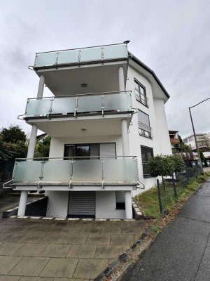 Viel Platz in Wiesbaden: 4-Zimmer-Wohnung im Südostviertel
