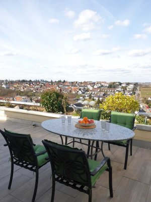 Exklusive Panorama Penthouse-Wohnung mit Terrasse und Einbauküche in Kernen Stetten
