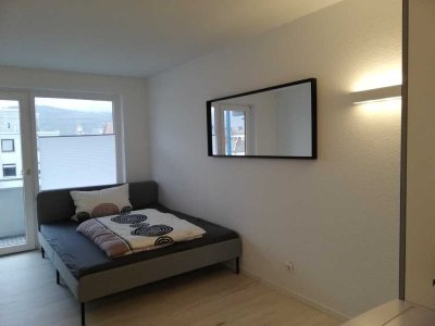 Stilvolle, neuwertige 1-Zimmer-Wohnung mit Balkon und Einbauküche in Heidelberg