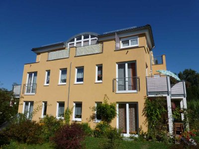 Top 2-Raum-Wohnung in mit Tiefgarage und Gartenanteil zum späteren EIGENNUTZ
