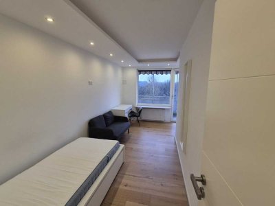 Helles und modernes WG-Zimmer in Neuhausen-Nymphenburg – voll möbliert!