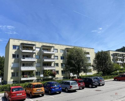 Familienwohnung - 5 Zimmer - sanierungsbedürftig !