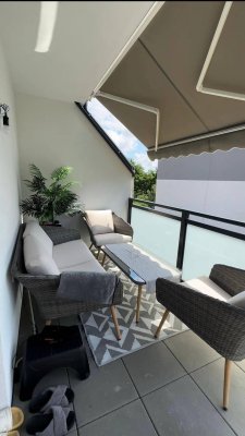 Moderne 4-Zimmer-Familienwohnung mit großem Balkon und zwei Stellplätzen – ruhige Lage am Waldrand