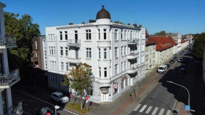 Historischer Charme trifft Moderne – 2-Zimmer-Eigentumswohnung mit Balkon in Wilhelmshaven
