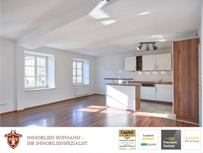 Zentrumsnahe, lichtdurchflutete 2-Zimmer-Wohnung im 1. OG mit großzügiger Dachterrasse!!!