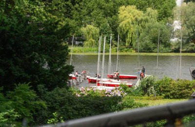 Elegantes Wohnen mit Alsterblick - Stilvolle Großzügigkeit in Uhlenhorst!