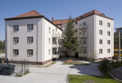 Praktische 3-Zimmer-Wohnung mit Einbauküche zur Übernahme.