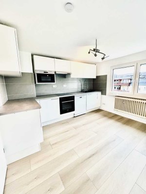 Helle, frisch renovierte 3-Zimmer-Wohnung mit moderner Einbauküche – Koblenz-Goldgrube, ab Sofort