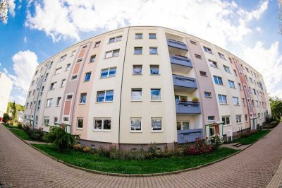 liebenswerte 1-Zimmer-Wohnung mit Balkon und Dusche