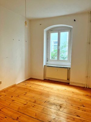 Freie Altbauwohnung zwischen Maybach-Ufer und Treptower Park