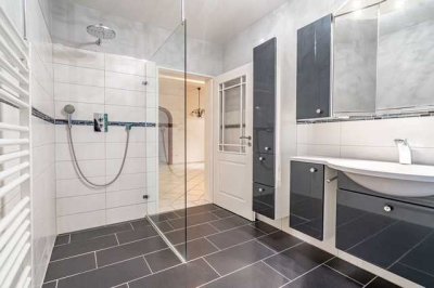 Gut gelegene, helle 3 Zimmer Wohnung im Erdgeschoss