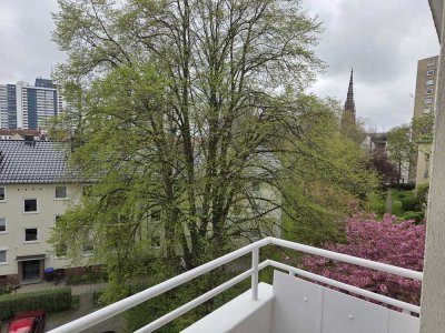 Möblierte 2-Zimmer-Wohnung mit Balkon in Bremerhaven-Mitte
