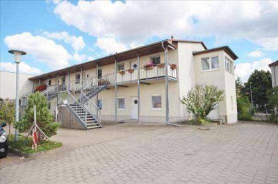 WG-geeignet: 2-Zimmer-Wohnung mit Balkon in Hoflage in Südlicher Mühlenvorstadt