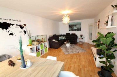 Sofort beziehbar!! Großzügige 3-Zimmerwohnung in Mehrparteienhaus mit Schwimmbad und Sauna