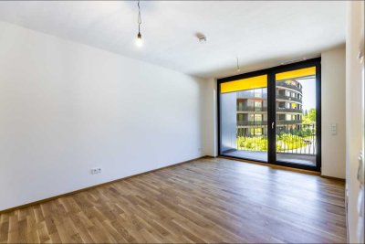 Design-2-Zi.-Wohnung am Elbufer – Erstbezug mit hochwertiger EBK & Loggia (Marina Garden)