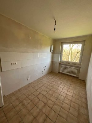 Familienwohnung mit Balkon auf der Niebuhrstraße..