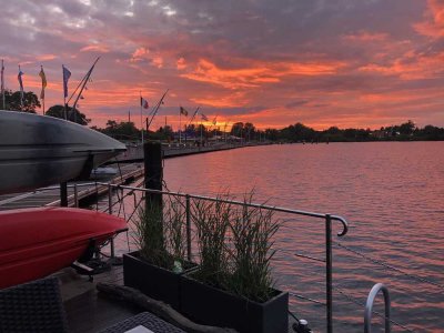 Hausboot mit 70 m2 Wohnfläche und Liegeplatz