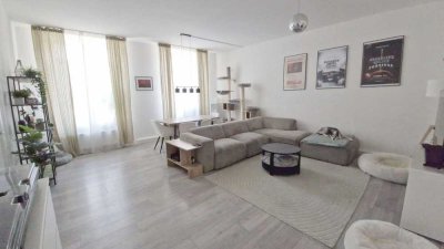 Schöne, extrem großzügige  3,5 Zi- Wohnung (plus 2 Zimmer) mit Einbauküche im Herzen von Bingen