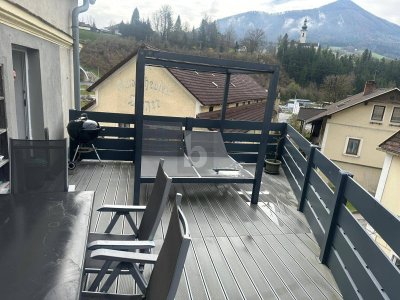 SONNIGES WOHNEN MIT XXL-TERRASSE &amp; TRAUMHAFTEM AUSBLICK