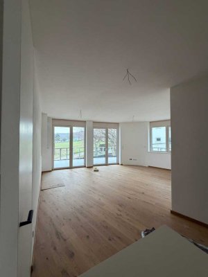 Erstbezug - Schöne 3-Zimmer Wohnung mit Balkon in Ahnatal