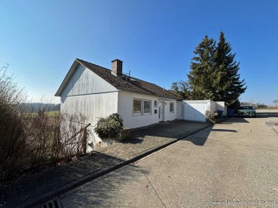 Charmantes Einfamilienhaus mit Einliegerwohnung und Bergblick in Radolfzell-Liggeringen