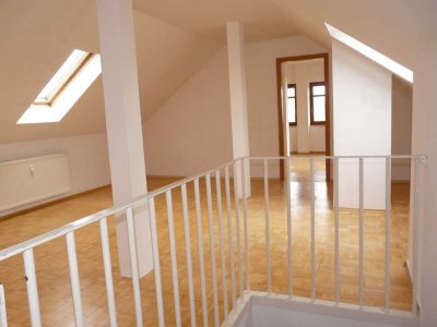Schöne 84 m² 3-Raum Maisonette-Wohnung mit Tageslichtbad