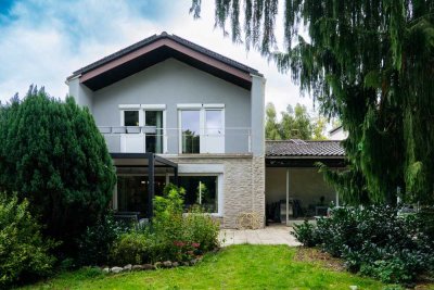 Familienfreundliches Einfamilienhaus mit Einliegerwohnung Provisionfrei !