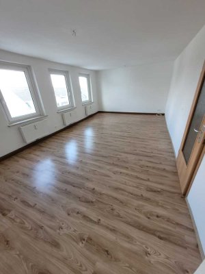 Schöne 3 Raum Whg. in Stadtmitte