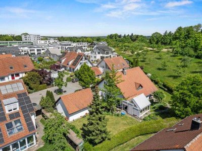 Design trifft Lage! Frei stehendes Familiendomizil in stadtnaher Lage in Top-Zustand!