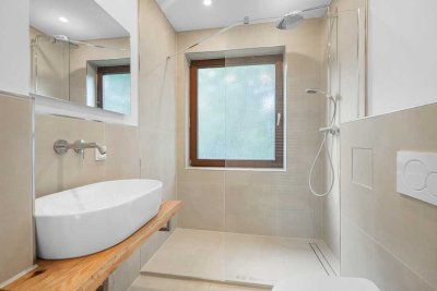 Erstbezug Schwachhausen: Sanierte Wohnung - Nahe Bürgerpark mit Balkon und 3 Zimmer