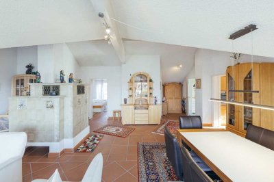 Exklusive Dachgeschosswohnung mit Weitblick in ruhiger aber zentraler Lage von Tettnang!