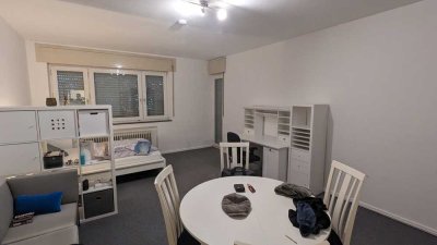 helle, freundliche 1 Zimmer Wohnung, Zentrum nähe ECE Center
