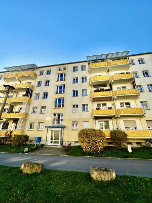 * Solide Kapitalanlage *
Helle und schöne 2-Raumwohnung mit Balkon 
(vermietet)