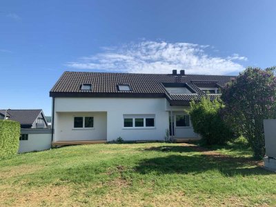 Neu renovierte 3,5-Zimmer Dachgeschosswohnung